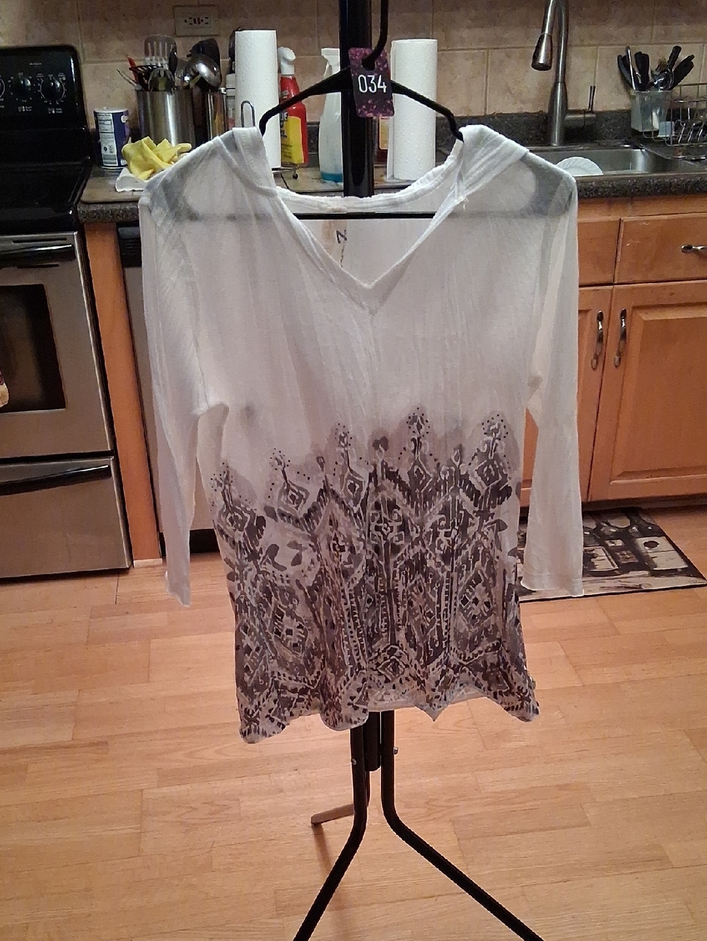 Seven7 White Hooded V-Neck Tunic with Gray Ornamental Print